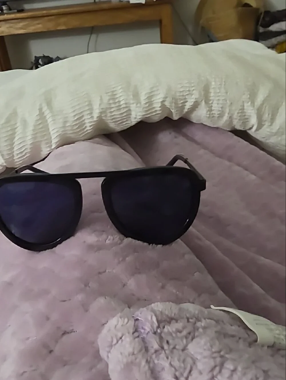 Kendall & Kylie Black Sunglasses
